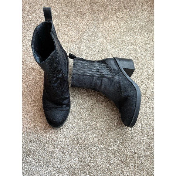 UGG Shoes - Ugg Black Animal Hair Almond Toe Heeled Pull On Stretch Ankle Boots US‎ 8